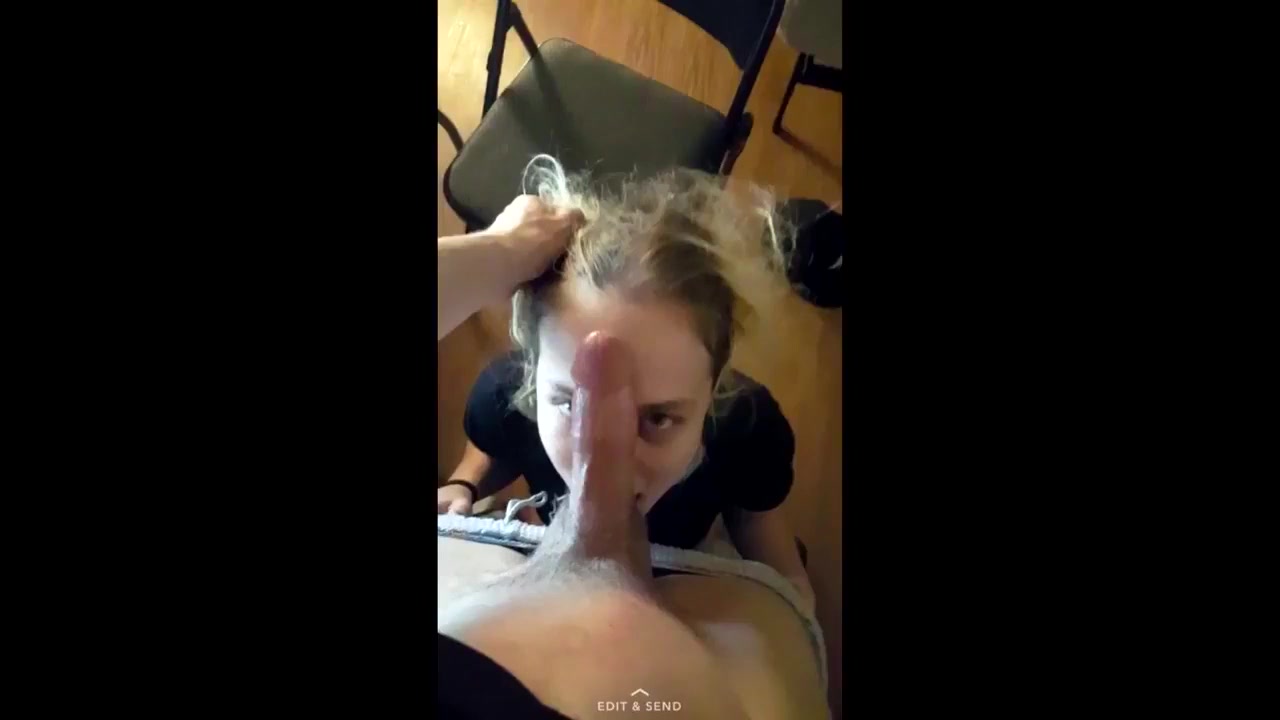 Youtuber LeafyIsHere Is Exposed Sex Tape With His Girlfriend