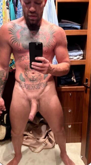 Conor McGregor Naked Photos In Scandal With Azealia Banks