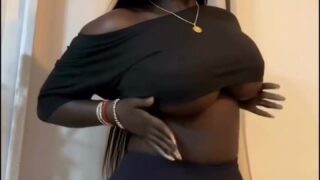 Alicia Kinnaird – New Porn Video Showing Off Her Big Breasts