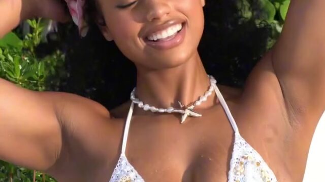 Kathryn Celestre Aka Gyalgoku – Shows Off Her Hot Body