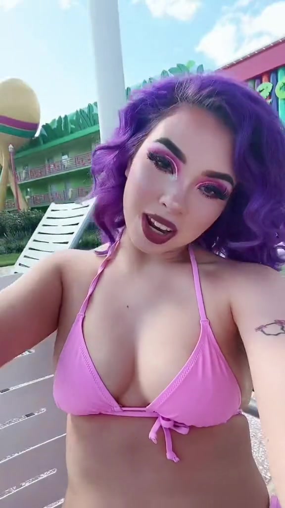 MaryRoseLiven Onlyfans Showing Off Her Big Tits